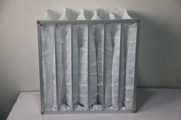 袋式初效空氣過濾器設計（jì）特點